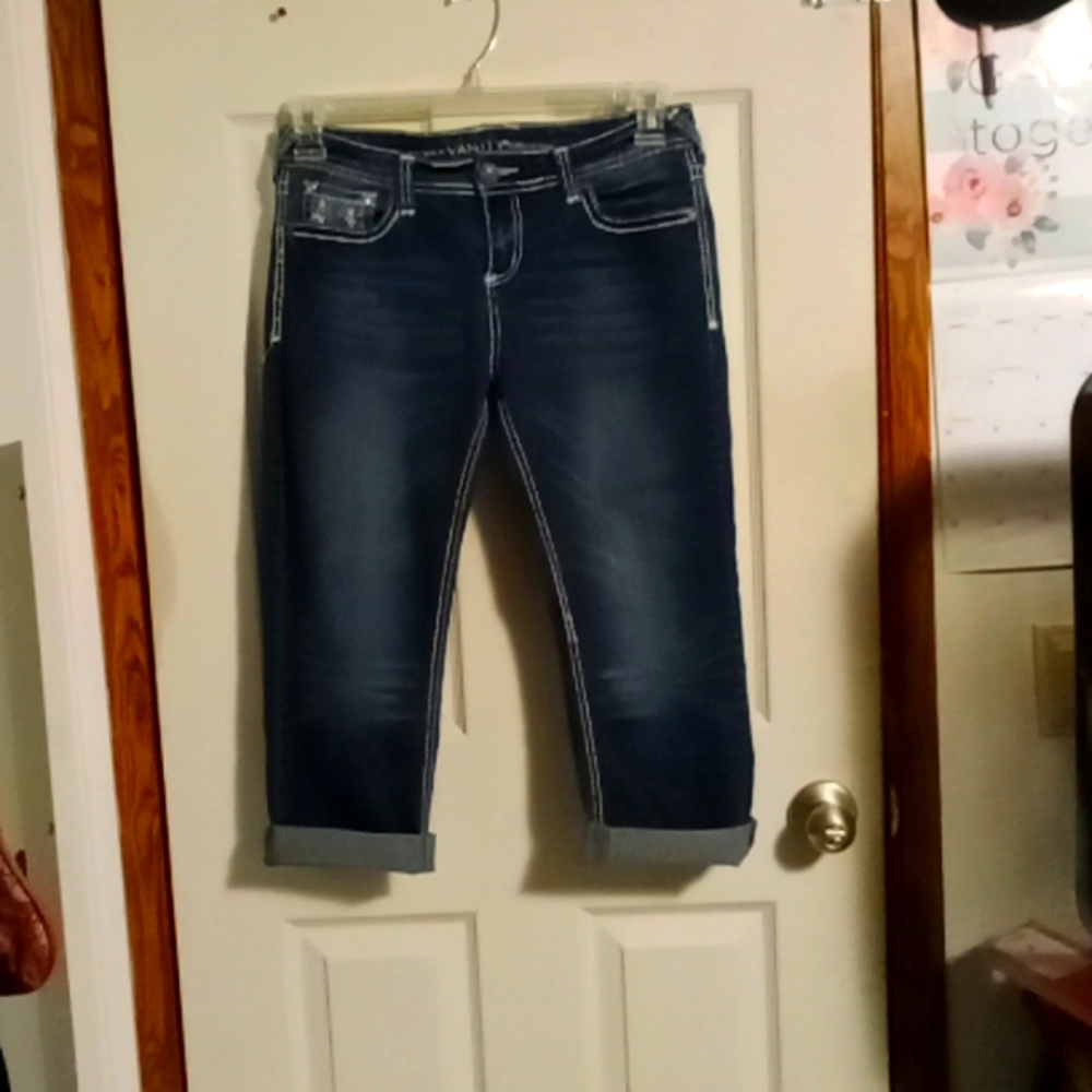 Premium Vanity Collection capris